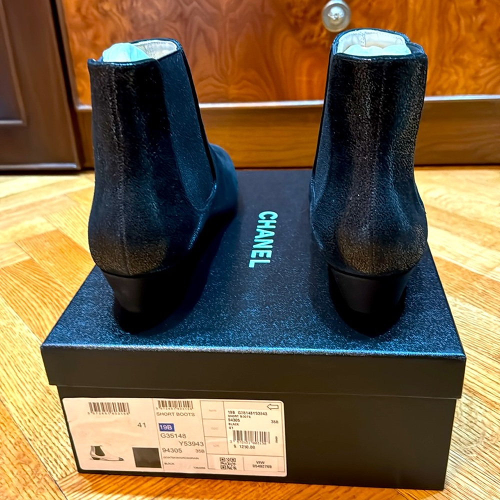 Chanel booties - Picture 2 of 5